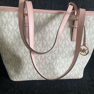 Michael Kors Satchel Crossbody Bag Jet Set Travel Logo Top-Zip Tote new